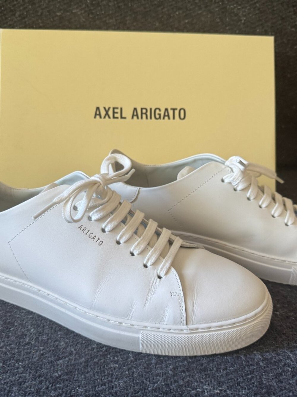Axel Arigato Clean 90 White Low-Top Sneakers Mens Size EU 43 US 10